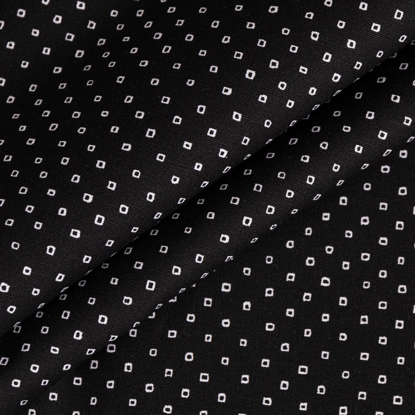 POPLIN CON LYCRA ESTAMPADO CUADRADO JET BLACK