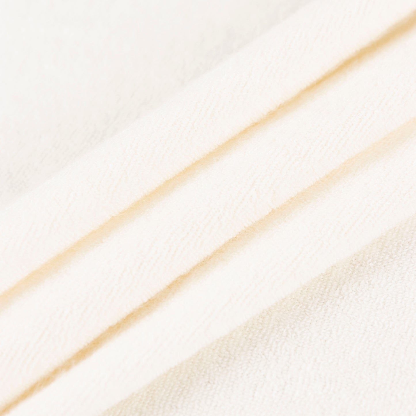TOALLA INDUMENTARIA DE PUNTO OFF WHITE
