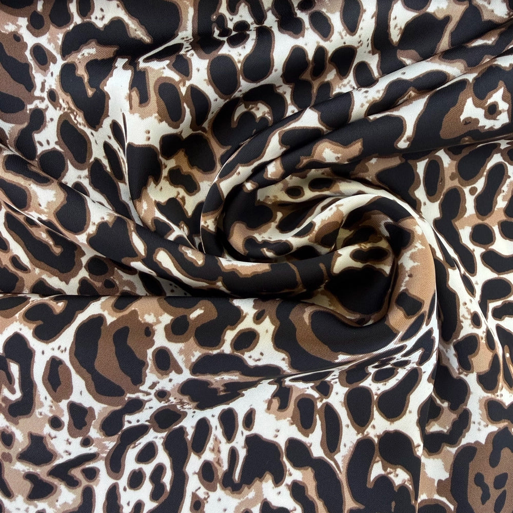 HEAVY SATÉN ESTAMPADO ANIMAL PRINT