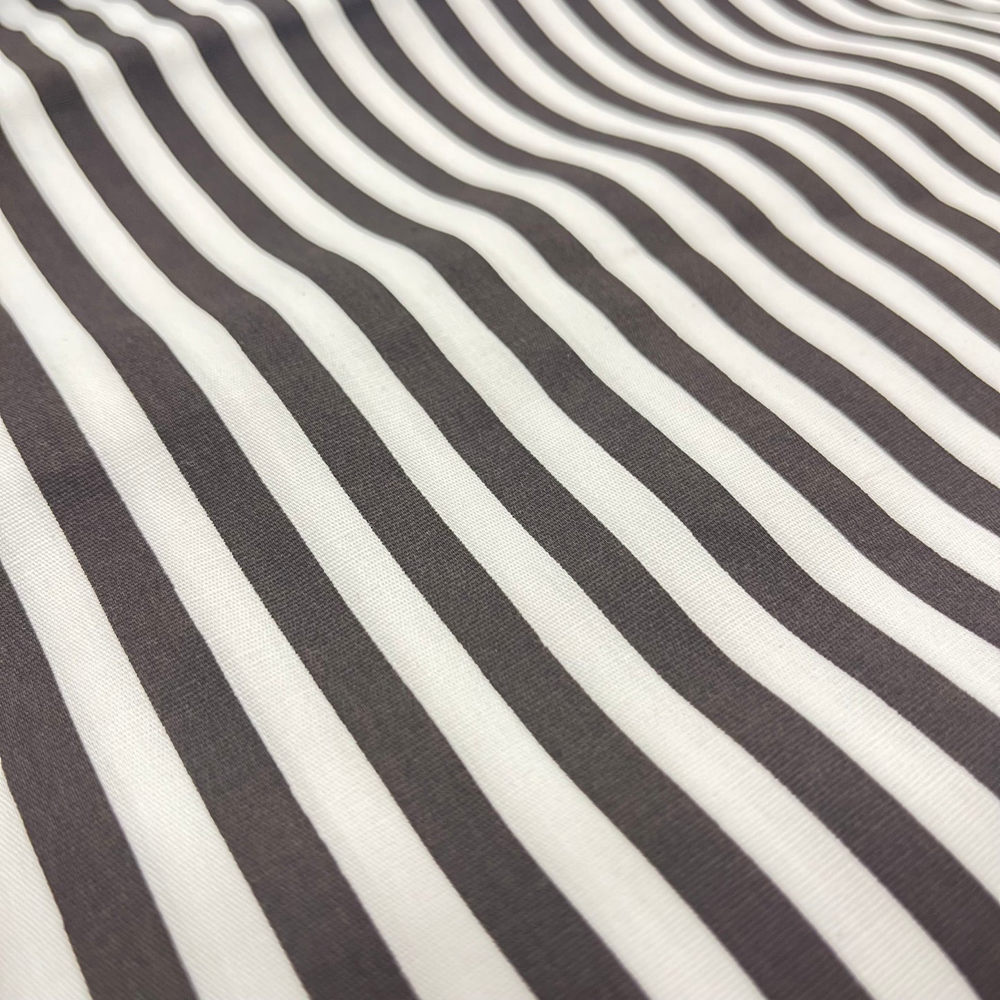 PREVENTA POPLIN CON LYCRA ESTAMPADO RAYADO