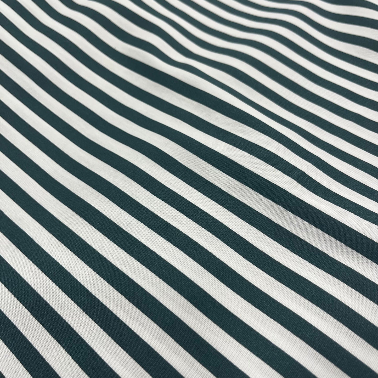 PREVENTA POPLIN CON LYCRA ESTAMPADO RAYADO